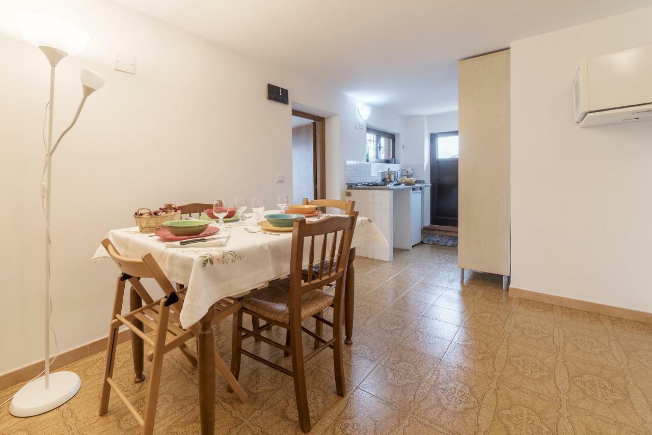 Appartement Peperino Attic Flat à Ciampino Extérieur photo